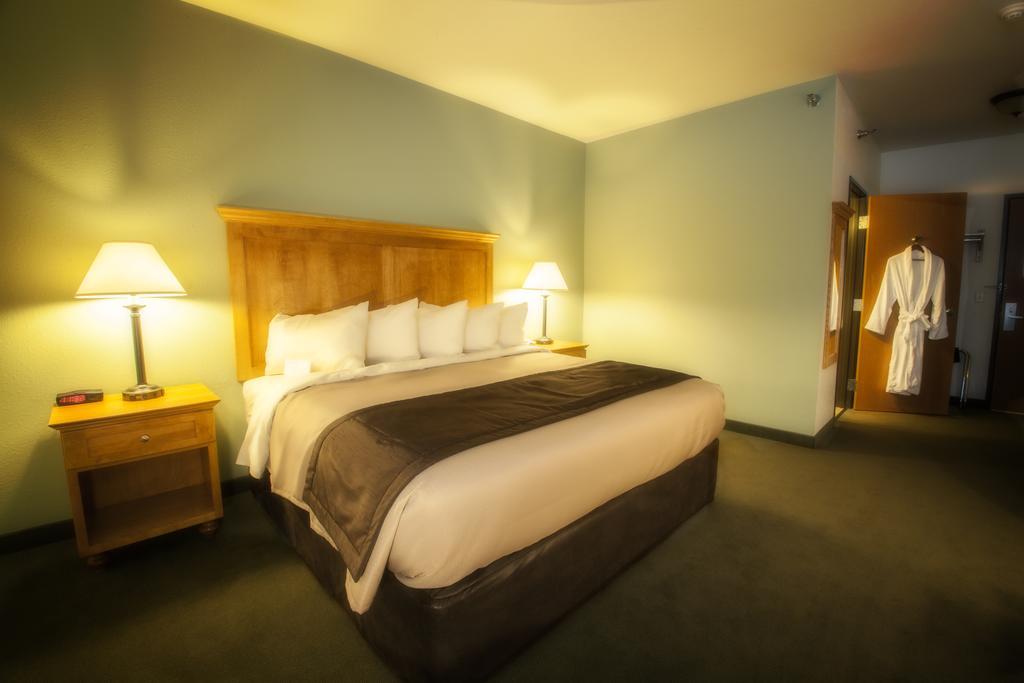 Junction Inn Suites & Conference Center Babbitt Chambre photo